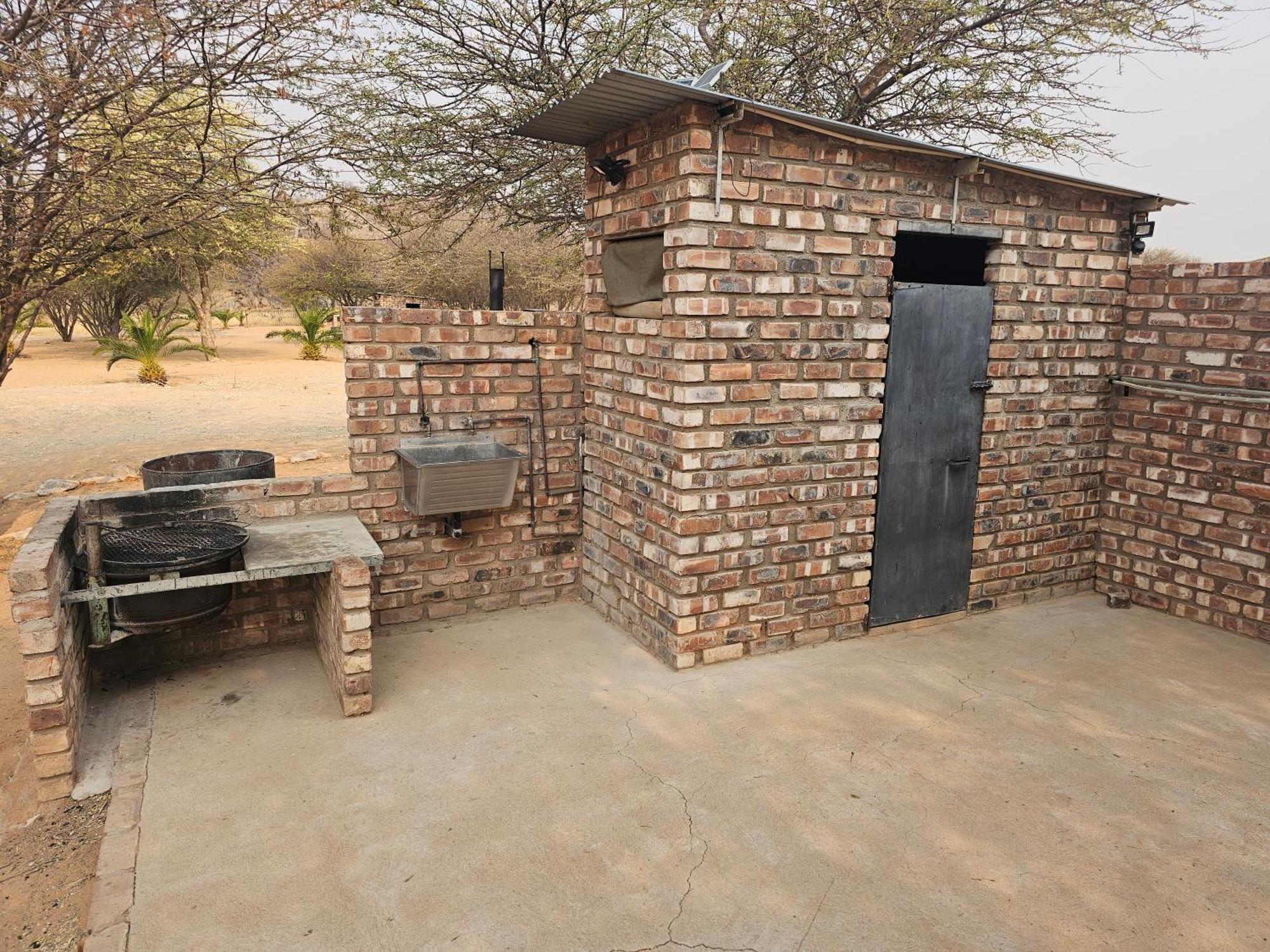 Kaoko Bush Lodge Kamanjab Exteriör bild