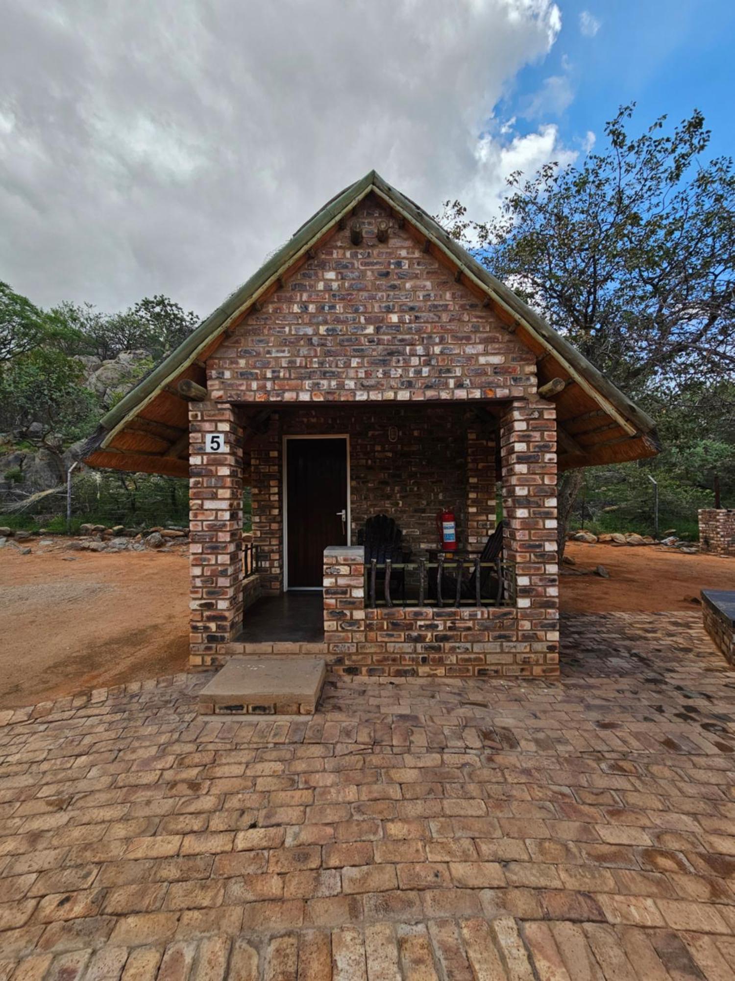 Kaoko Bush Lodge Kamanjab Exteriör bild