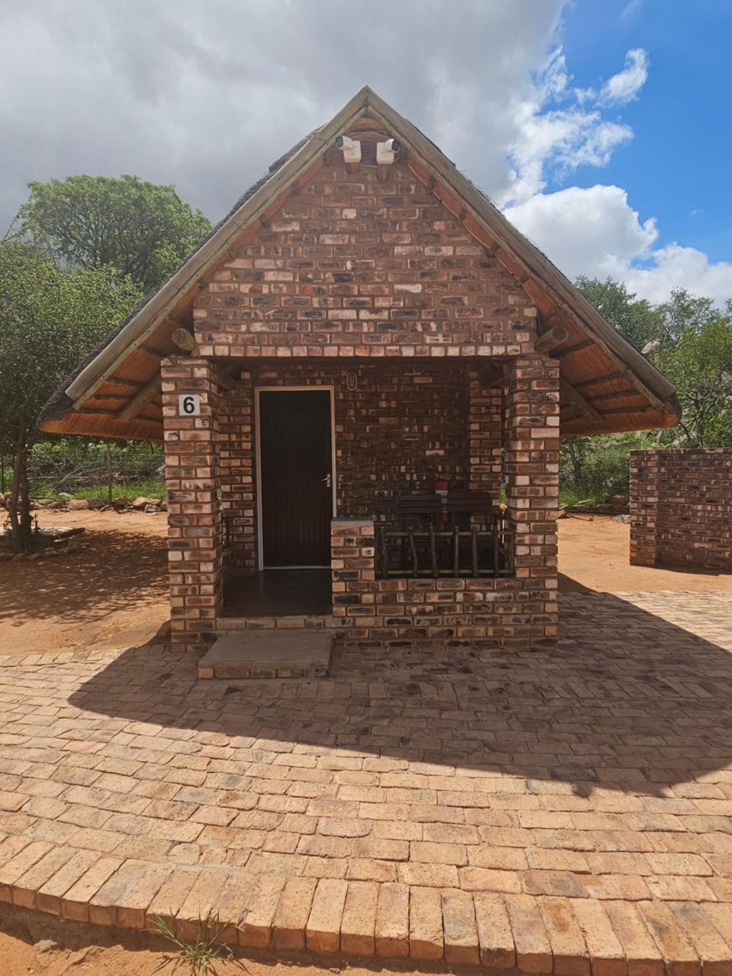 Kaoko Bush Lodge Kamanjab Exteriör bild